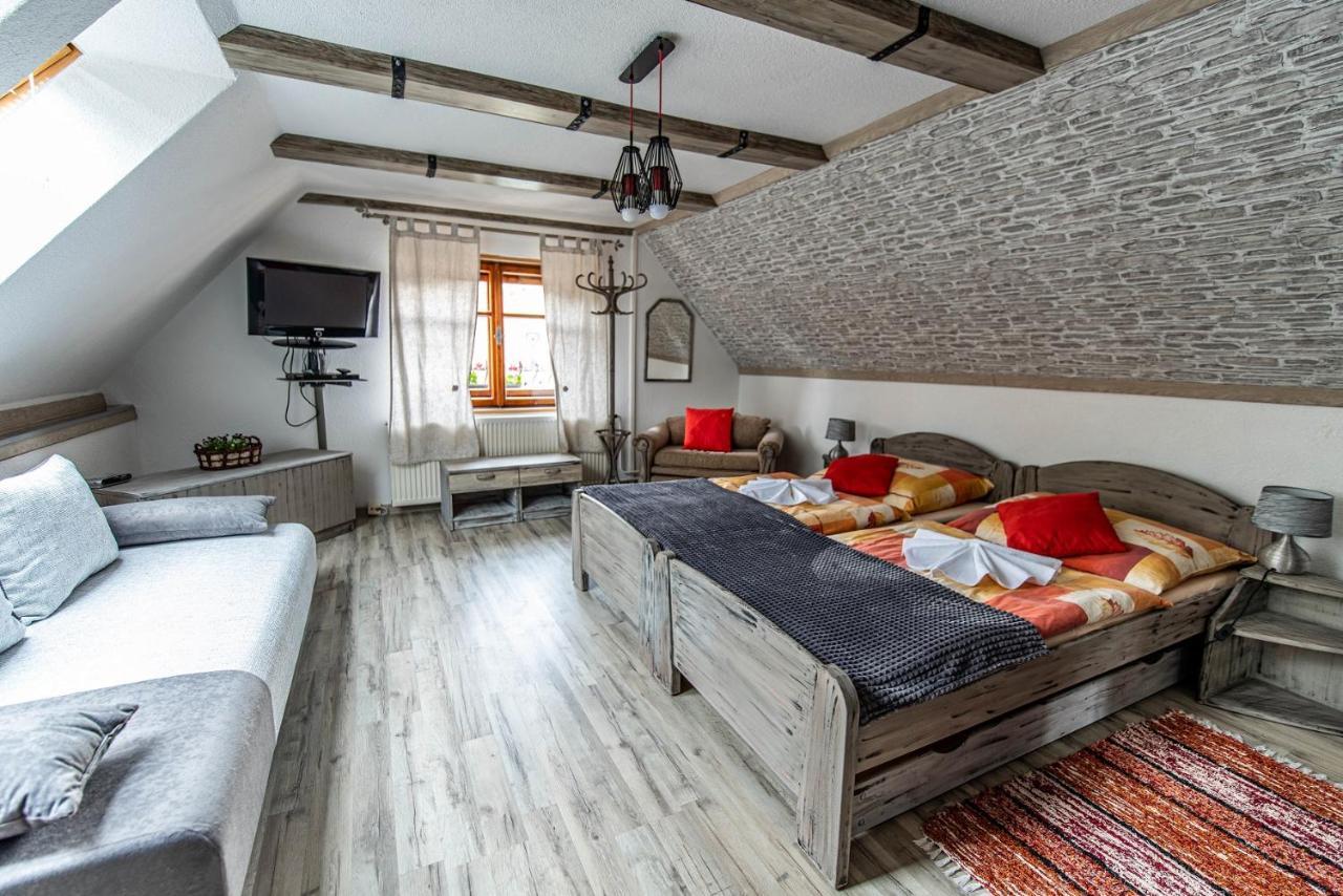 Penzion Aurel Liptovsky Jan Bagian luar foto
